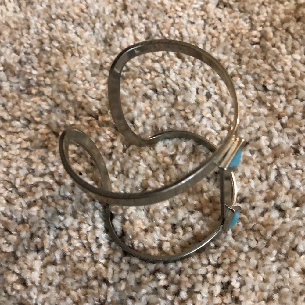 Cuff bracelet - Picture 2 of 2